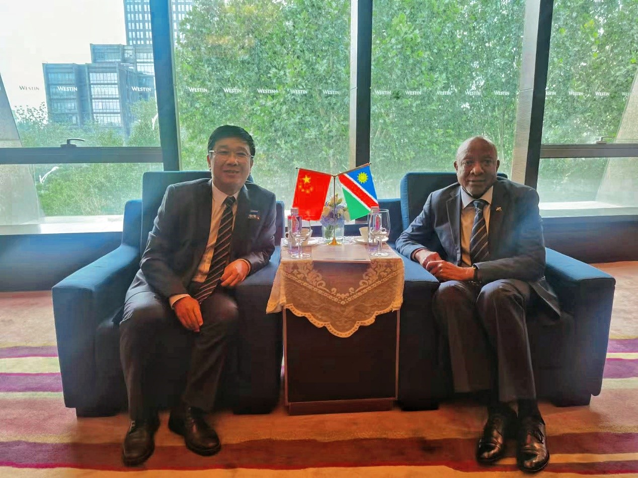 中非合作論壇期間威廉體育 董事長王平衛拜會三國總統