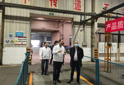 深化校企合作，共筑安全防線——重慶建筑高級技工學校考察勞防用品企業(yè)紀實